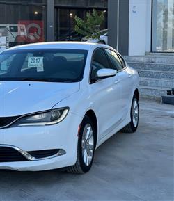 کرایسلەر 200